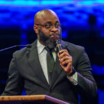 Malone says church planters should ‘build where God leads, not where people applaud’