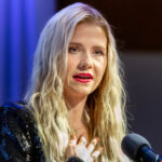 Elizabeth Smart shares story of abuse at Blanket Fort Hope gala