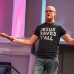 ‘Elder statesman of youth ministry’ points students to life-changing truths